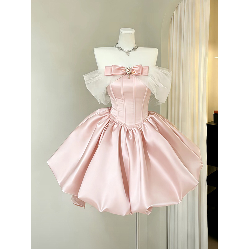Pink Short One-Shoulder Princess Dress for Banquets, Student Day, Coming-Of-Age Ceremony, Graduation, Vocal Arts Exam, and Hostess Pink Short One-Shoulder Princess Dress for Banquets, Student Day, Coming-Of-Age Ceremony, Graduation, Vocal Arts Exam, and Hostess