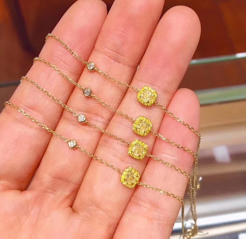 Yellow diamond diamond hand natural diamond 18K gold color gold custom jewelry set simple temperament flash