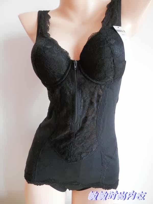 Corset amincissant en nylon - Ref 687439 Image 6