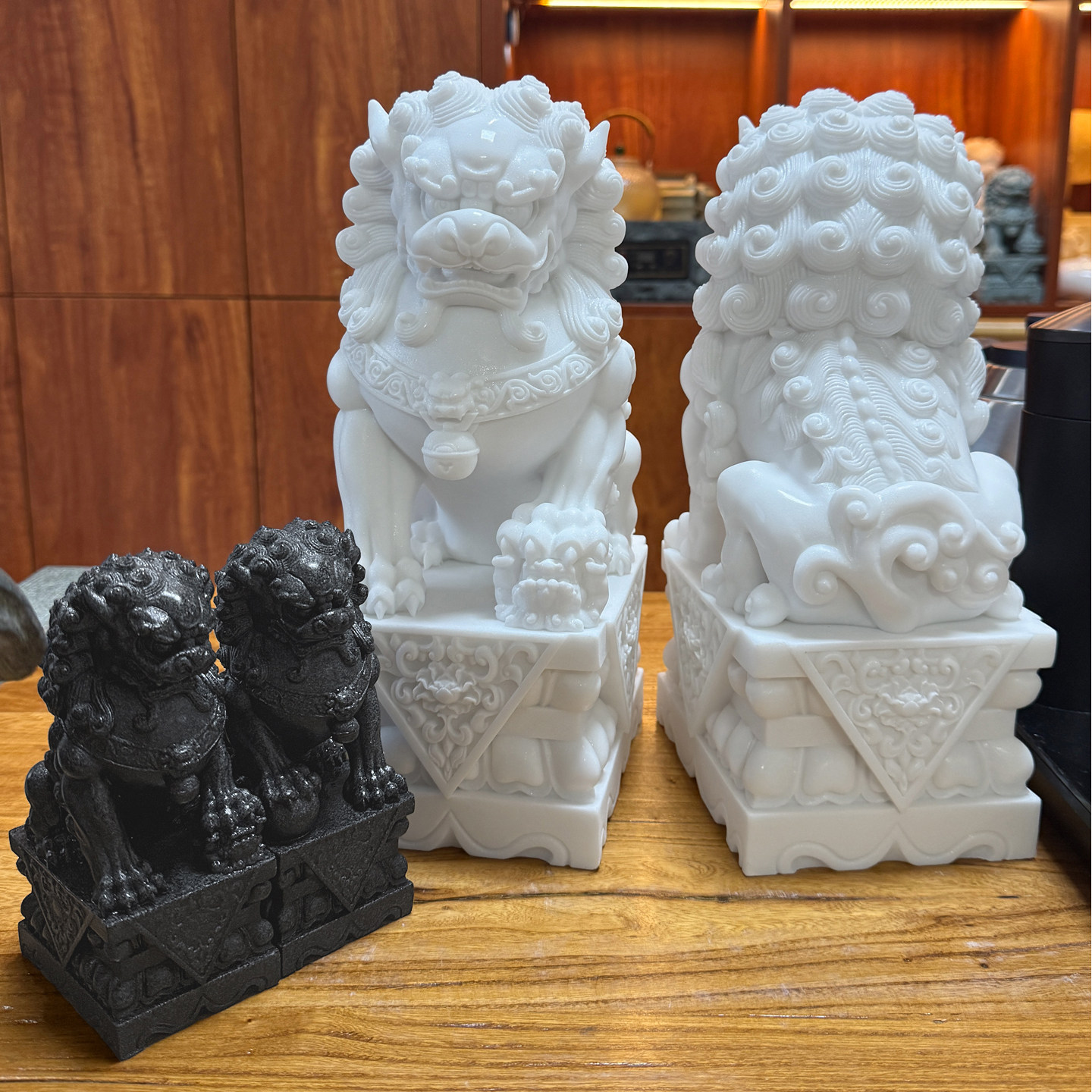 中国　玉石白玉彫刻　獅子　紙鎮　置物　C　R5388 精雕汉白玉正脸石狮子20-35厘米-北京陵园网