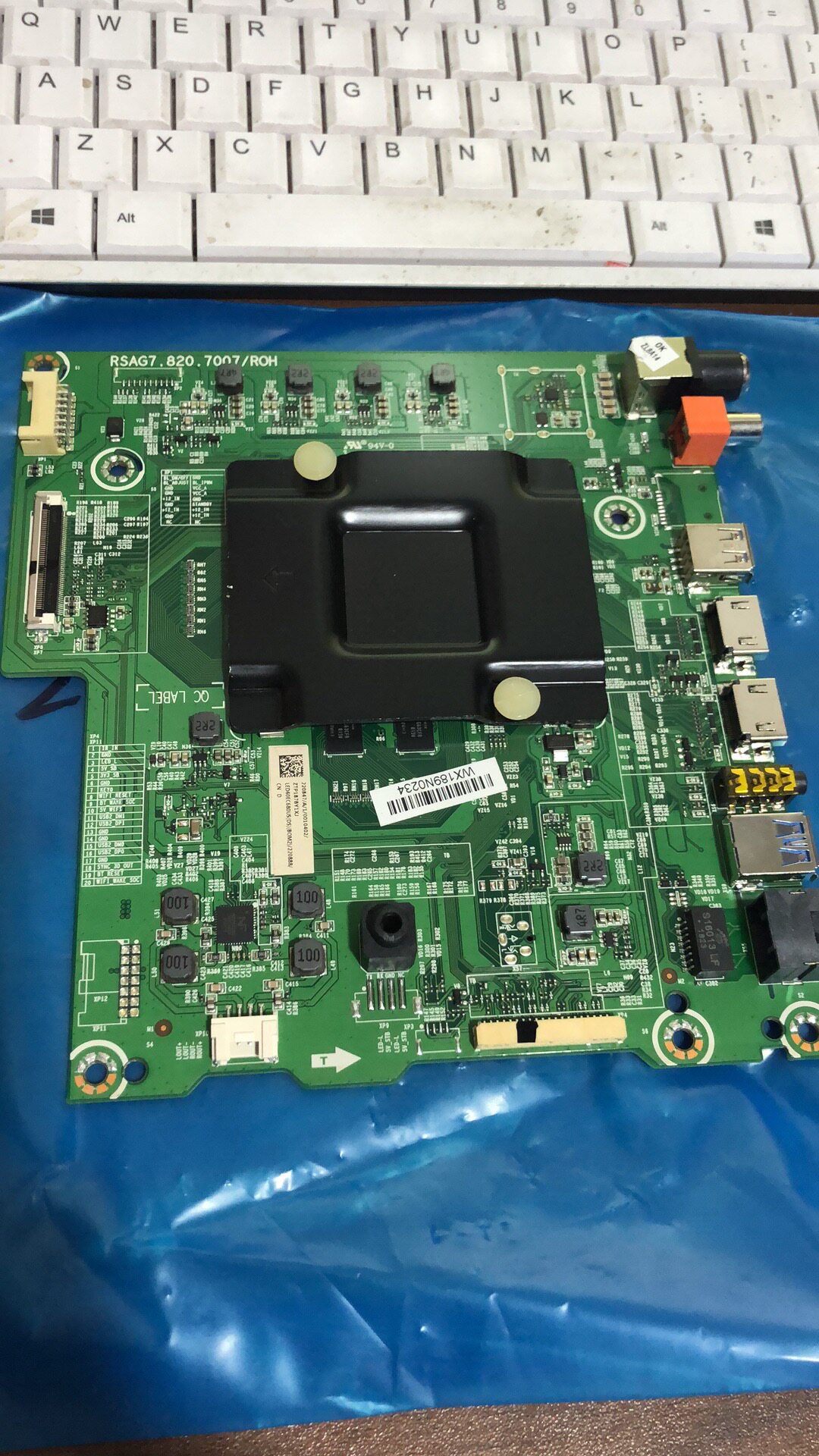 Haixin Dress LED55EC680US (BOM1) Motherboard RSAG7 820 7007 Each version has goods