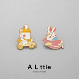 Оригинальный кролик, милая брошь подходит для мужчин и женщин, металлический значок для влюбленных, булавка для школьников