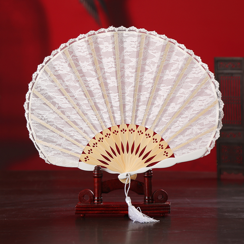 Real Silk Fan Middle Country Wind Lady Upscale Scalpel Fan Gift Fan dance fan lace Lace Fan Shell Fan