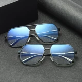 Изменить цвет -воздухопроницаемый синий свет анти -радиационный компьютер с близким рамным рамным алюминиевым магнием плоской легкое зеркало, глаза, глаза, мужчины и женщины Большое лицо прилив