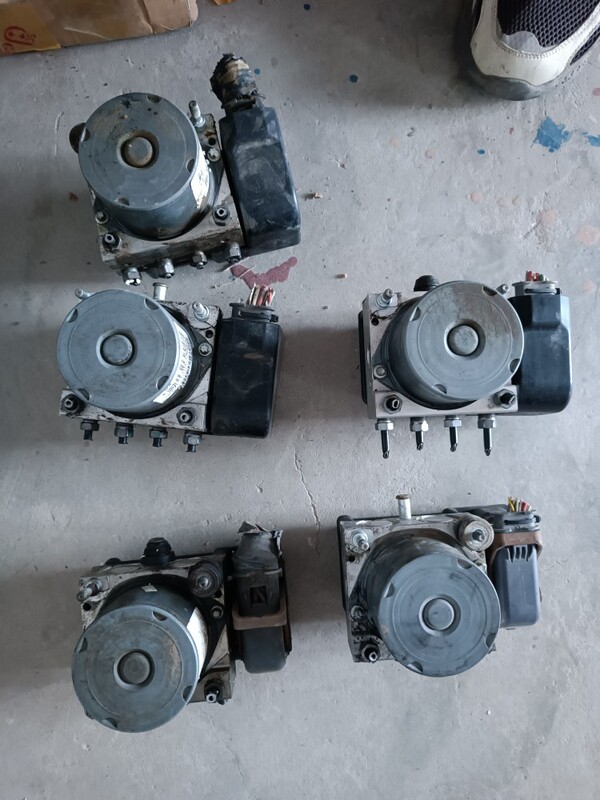 Suitable for Peugeot 301 307 3408 206 207 Citroen Elysee Sega 308 Abs Pump Assembly