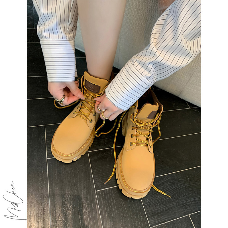 Cool girl ~ yellow boots 6 hole tie with thick bottom increase of Martin boots flat classic short boots