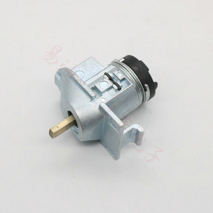 Suitable for Land Rover Discover 3 Left Door Lock Land Rover Side Milling Side Milling Discover 3 Central Control Door Lock Cylinder