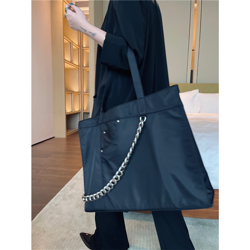 FTM$ New Nylon Fabric Chain Trim 100 lap single shoulder bag Large capacity Entrusted Bag for men and women Computer kits