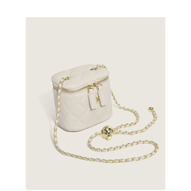 Secret Garden Camellia Diamond Chain Box Small Bag Women's 2026 New Mini Genuine Leather Shoulder Crossbody Bag Secret Garden Camellia Diamond Chain Box Small Bag Women's 2026 New Mini Genuine Leather Shoulder Crossbody Bag