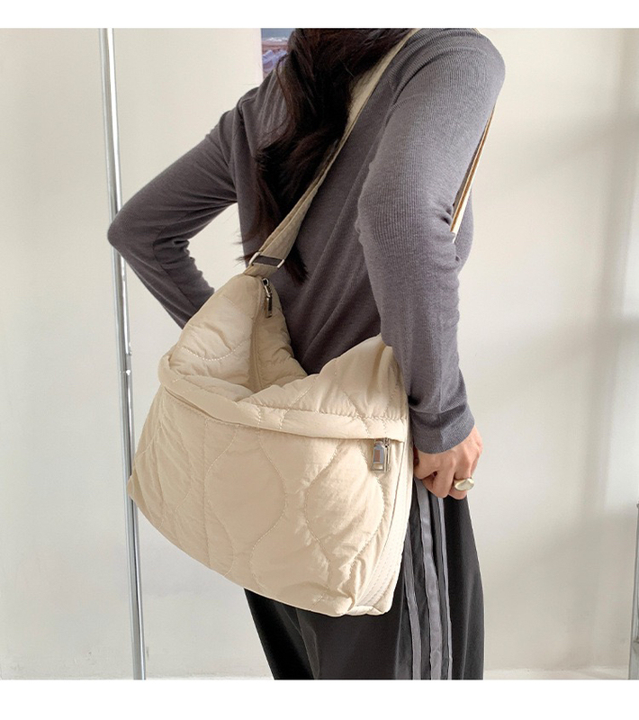 Clearance! Korean-Style Quilted down Cotton Jacket Tote Bag, Versatile for Commuting, Solid Color, Niche Nylon Fabric Shoulder and Crossbody Bag