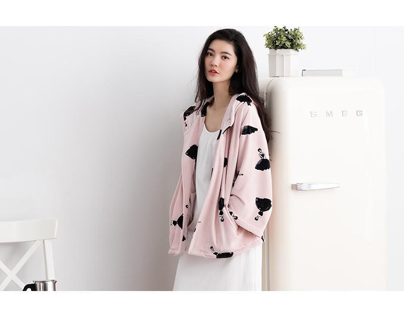 Jing Yun đồ ngủ mới của phụ nữ mùa đông dài tay dễ thương đội mũ trùm đầu nhung dịch vụ nhà có thể được mặc bên ngoài áo ngủ đồ ngủ áo kiểu nữ đẹp