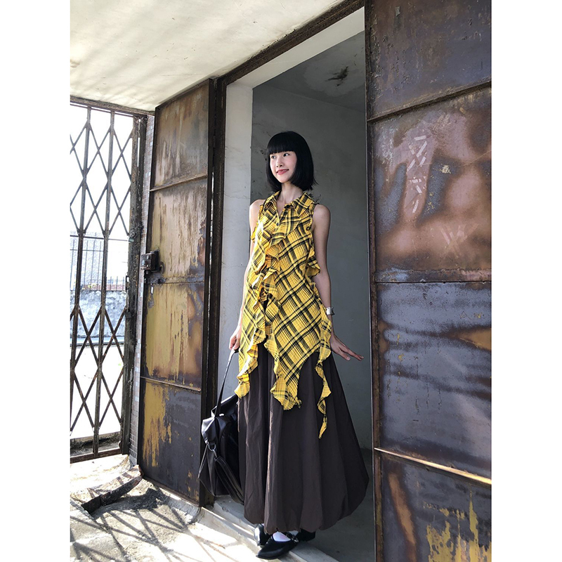 American Retro Plaid Sleeveless Vest Shirt for Women, Summer Hot Girl Multi-Layered Ruffle Design Off-Shoulder Stunning Top