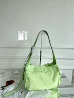 Светло-зеленый