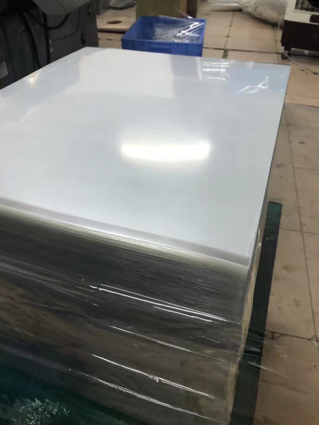 Supply 0.125MM high temperature resistant transparent PET plastic sheet color box window film