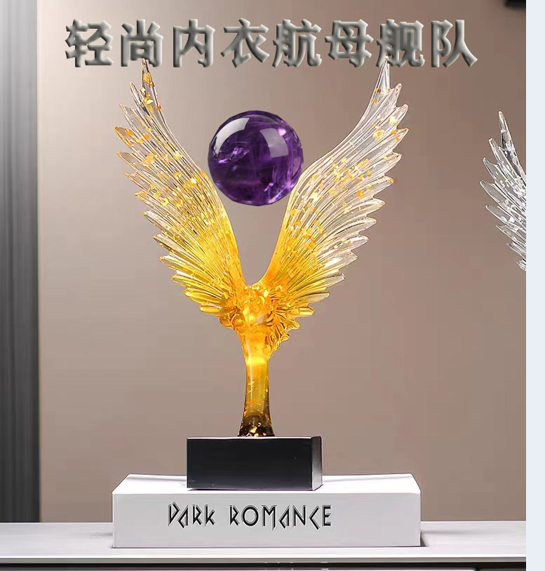 轻尚内衣生活馆的LOGO