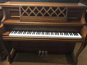 Hàn Quốc nhập khẩu đàn piano thẳng đứng ba lợi ích SM600A dạy người mới bắt đầu thử nghiệm đàn piano gỗ