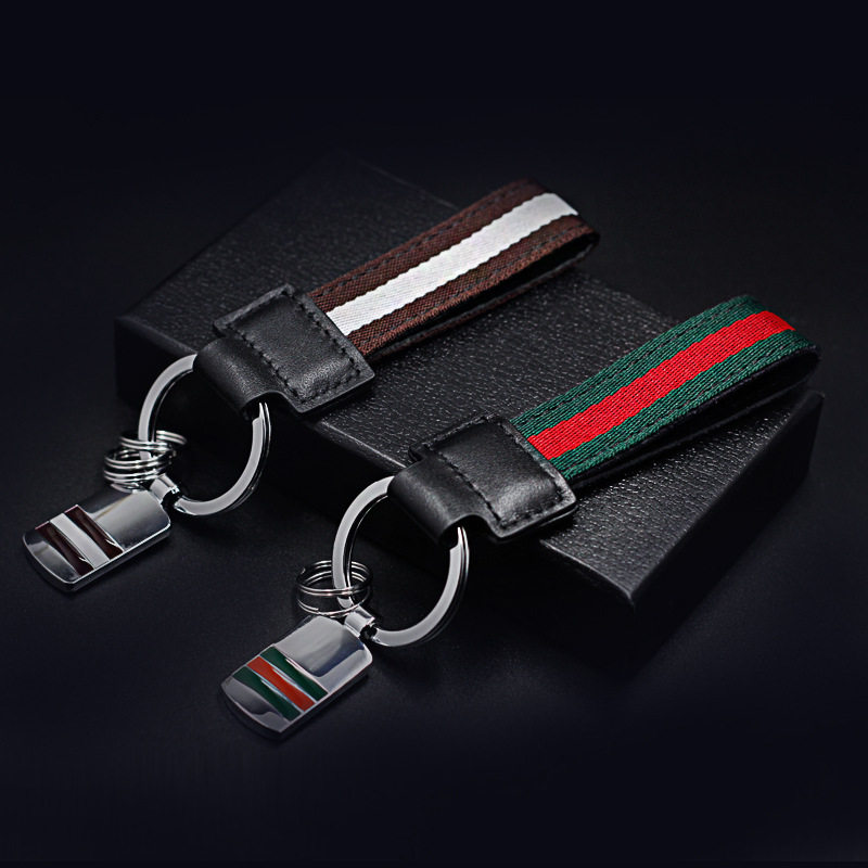 Key Buckle Men Personality Creative Gift Brief Leather Strap Car Key Chain Pendant Couple Key Clasp Gift
