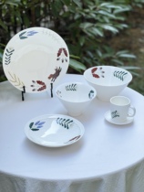 Axiao vaisselle originale peinte à la main ensemble de tasses à café bol de chapeau en bambou ménage en céramique motif tridimensionnel chinois nourriture occidentale