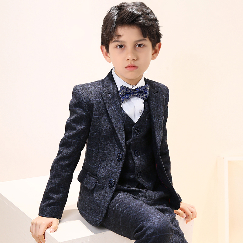 Children Suits Suit Boy Yinglun Gown for Spring and Autumn presiding Performance is being loaded with three sets of handsome young babies