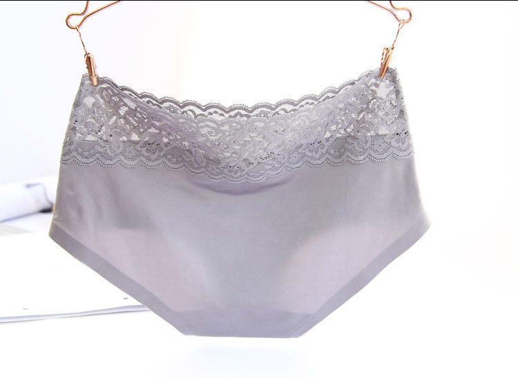 Slip jeunesse sexy en nylon - Ref 643249 Image 43