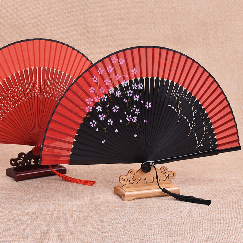 Big red gift fan Chinese style women's ancient style classical Han costume photography dance cheongsam craft hand spray painting