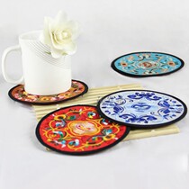 Chinese style embroidery fabric coaster features hand embroidery craft brocade gift coaster to send gifts to foreigners