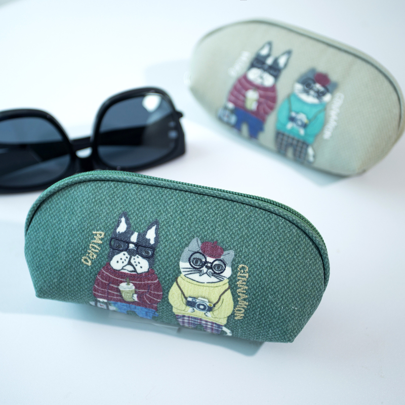 Authentic Exported Japanese Kusuguru Cat and French Bulldog Glasses Case, Glasses Storage Bag, Anti-Drop Glasses Case, Storage Box