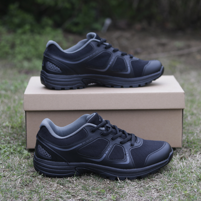 New Physical Training Shoes Men's Ultra Light Shock Absorbing Sports Shoes Black Fire Fighting Training Shoes Summer Breathable Liberation Rubber Shoes