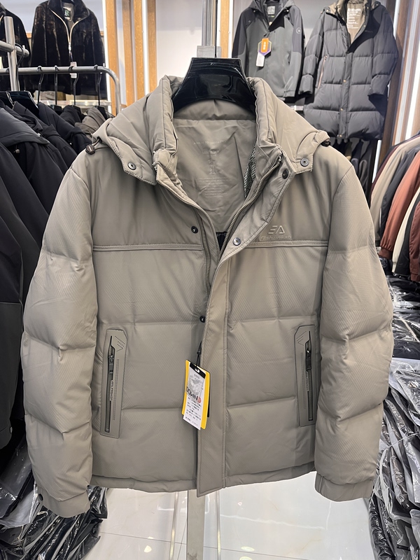 5832 Winter New Men's down Jacket Thick Style 85% down Warm Milk Silk Hooded down Jacket for Men