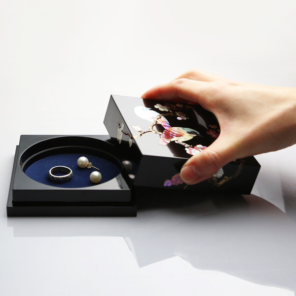 Japanese direct mail Takaoka lacquerware small box pure handmade high-grade snail gem box jewelry jewelry box