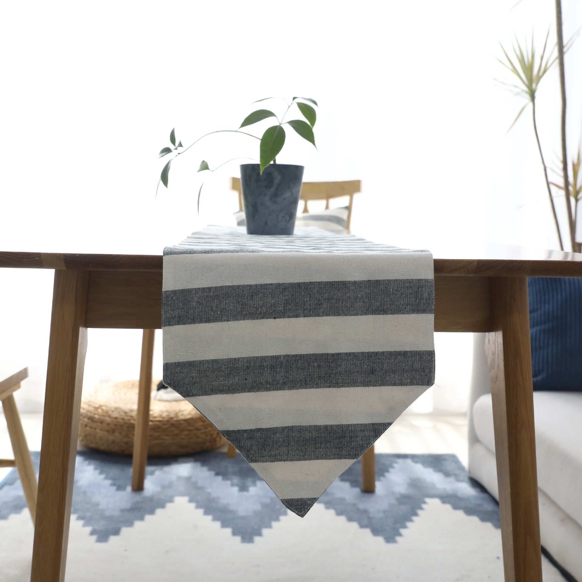 Nordic minimalist wind cotton striped table Flag table Flag Decorative Towel Dining Cushion Bed Tailcloth Tea Table Flag Cover Towel Customized