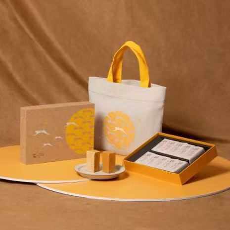 Taiwan Imported Weihe Shanhui Pineapple Cake, New Mid-Autumn Festival High-End Gift Box, Wedding Cakes and Pastries, Free Shipping Taiwan Imported Weihe Shanhui Pineapple Cake, New Mid-Autumn Festival High-End Gift Box, Wedding Cakes and Pastries, Free Shipping