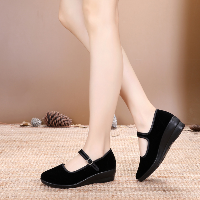Old Beijing cloth shoes women's shoes spring thick-soled work shoes women's black hotel work shoes flat-bottomed dancing mother shoes non-slip