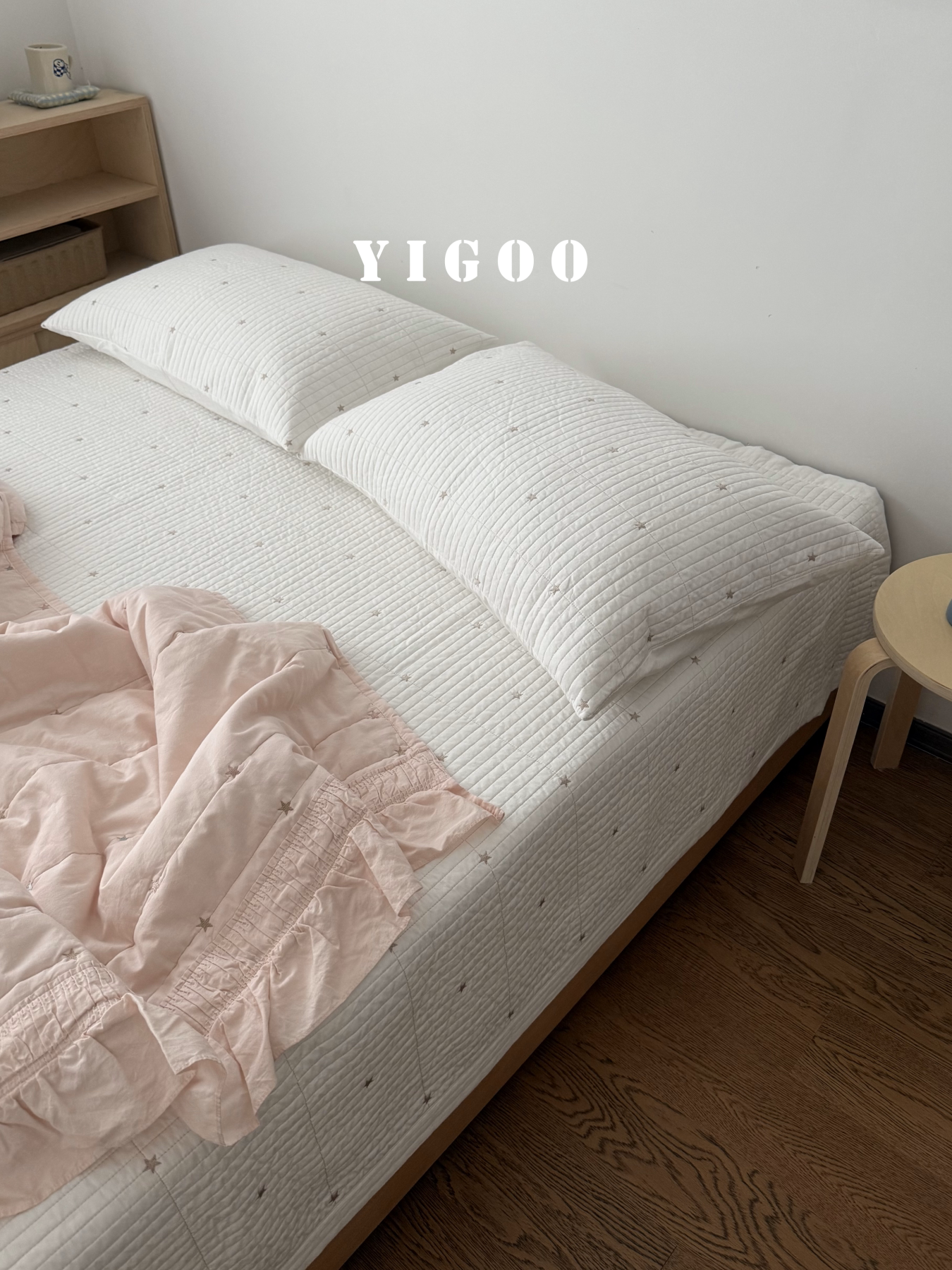 Корейский комплект постельного белья с вышивкой звездочек из хлопка три предмета с утолщенной простыней и всесезонным одеялом
