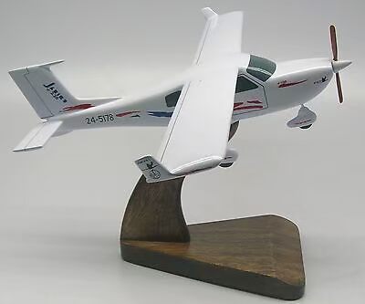 Hoa Kỳ mua đồ trang trí mô hình máy bay lớn 鹳 j-230c máy bay siêu nhẹ gỗ RC trang trí - Mô hình máy bay / Xe & mô hình tàu / Người lính mô hình / Drone máy bay điều khiển từ xa flycam