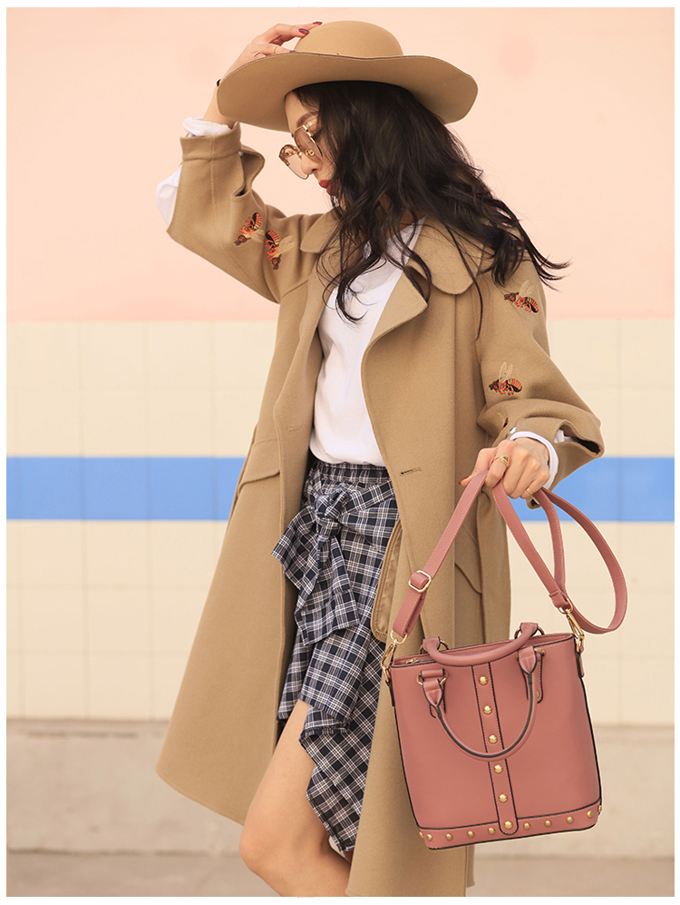 Áo khoác len hai mặt, áo khoác len chính hãng, ong thêu, áo hai dây, bộ đồ dài, cổ áo, cashmere áo phao nữ dáng ngắn hàn quốc