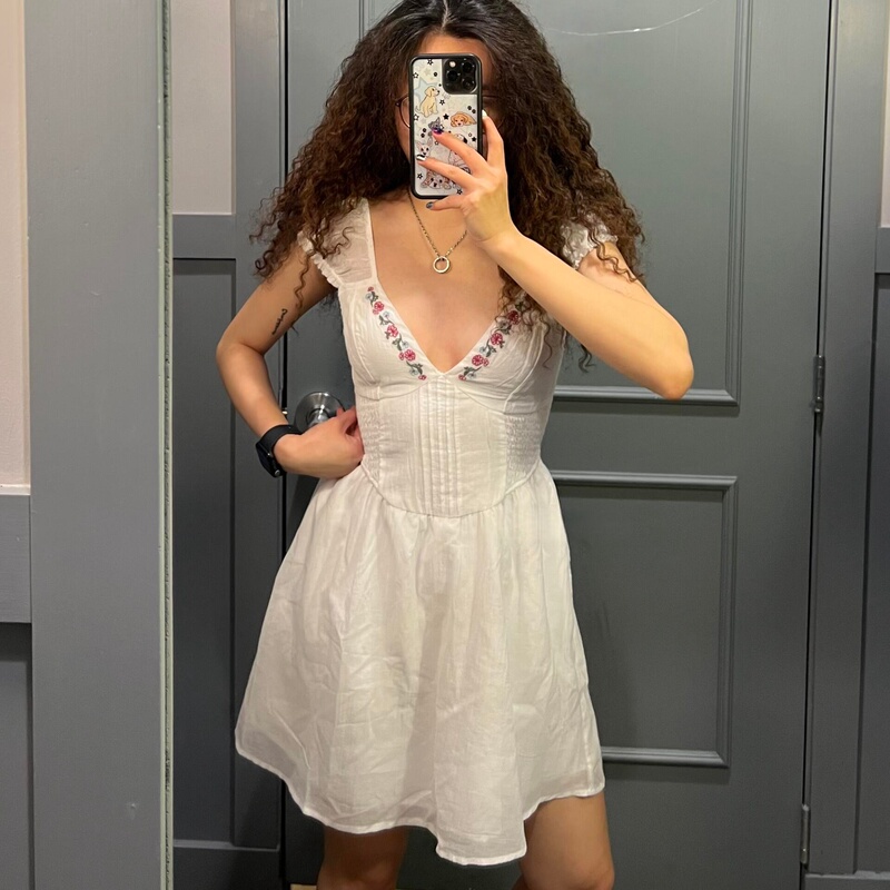 Little Seagull Floral Embroidery Dress Bm Official New V-Neck Slimming Pure Desire Style Puff Sleeve Strap Dress Little Seagull Floral Embroidery Dress Bm Official New V-Neck Slimming Pure Desire Style Puff Sleeve Strap Dress