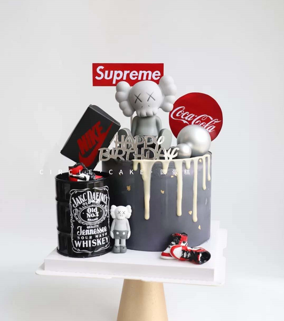 Red Tide Birthday Cake Decorated XX Eye Rocking Head Dolly Kaws Coss Shakes Head Decoration