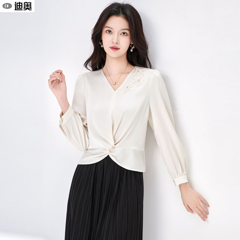 Dior 26 Early Autumn New French-Style Long-Sleeve Shirt for Women with Elegant Rhinestone Floral Pleated Design and Gentle Style Dior 26 Early Autumn New French-Style Long-Sleeve Shirt for Women with Elegant Rhinestone Floral Pleated Design and Gentle Style
