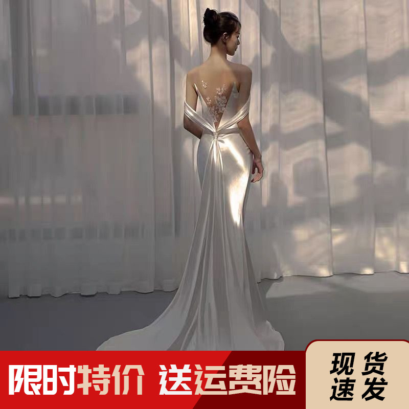 Wedding dress for bride, backless, 