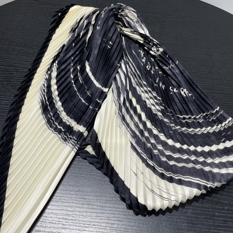 25 Autumn New Twill Silk Real Silk Mulberry Silk Organza Wrinkled Scarf Triangle Scarf Accessories