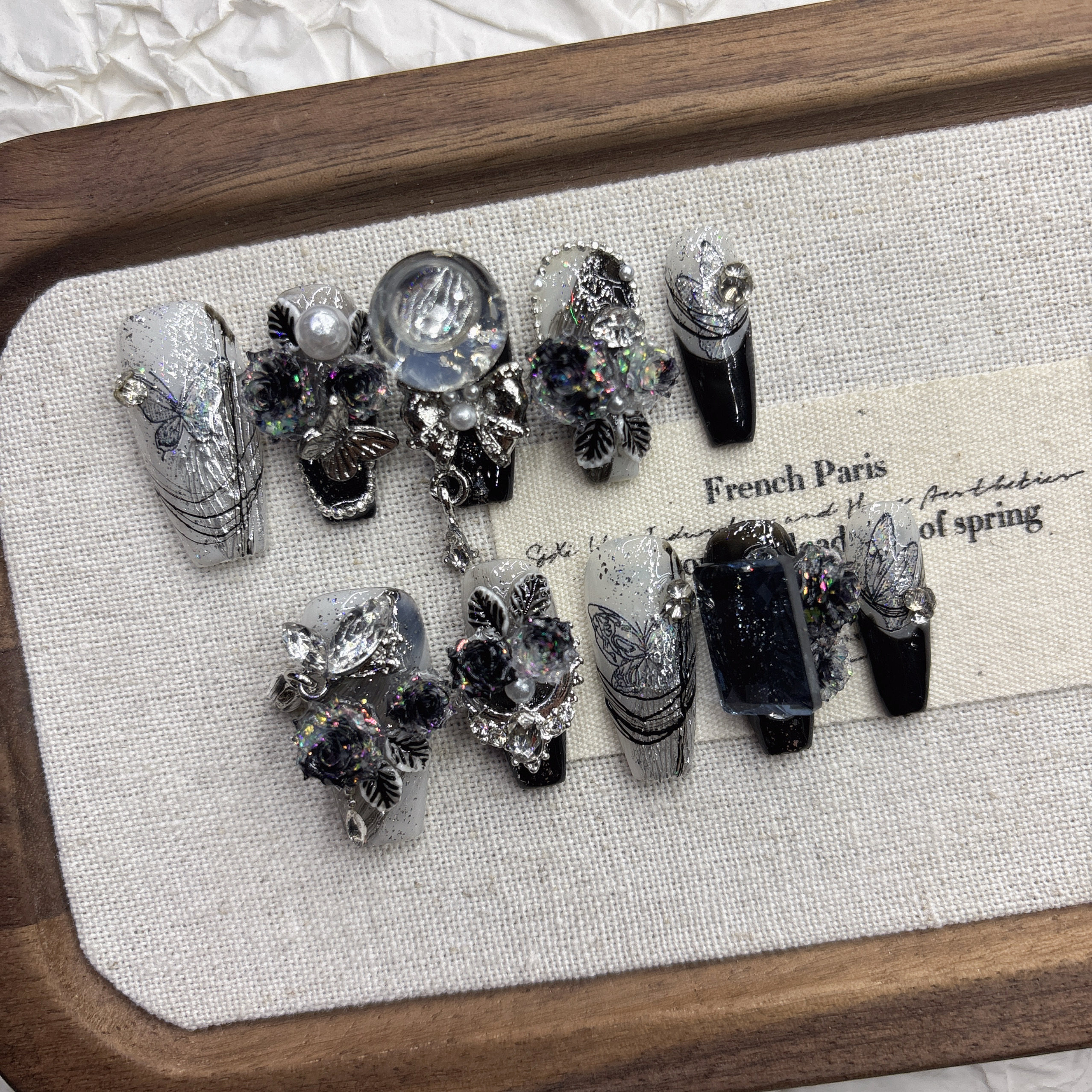 Black butterfly three-dimensional relief pure hand-worn armor high-end temperament niche white girls medium and long — wholesale press on nails detail view 2