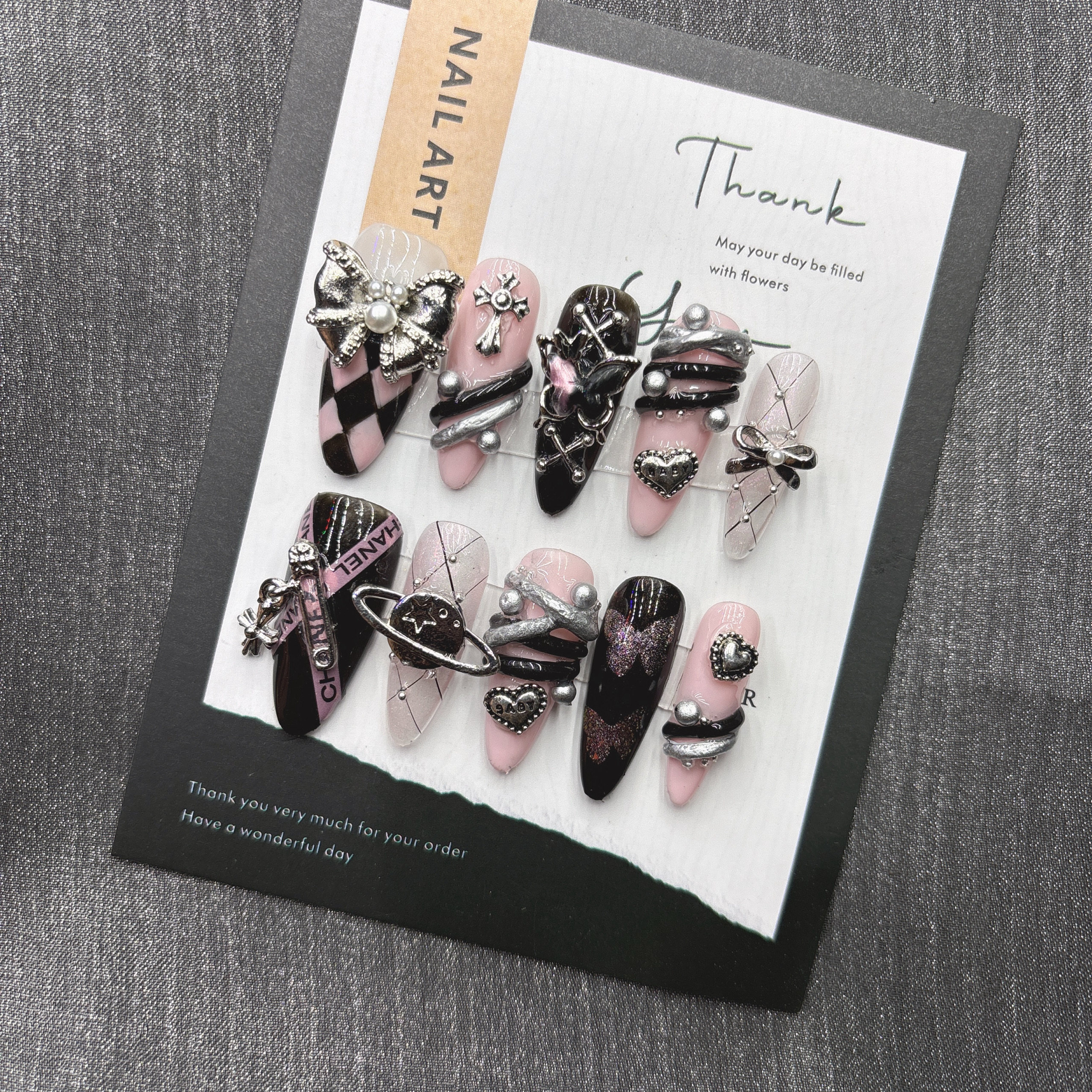Lolita black powder handmade wearing armor y2k sweet and cool high-end temperament two-dimensional Kulomi 2026 medium and long — wholesale press on nails detail view 2