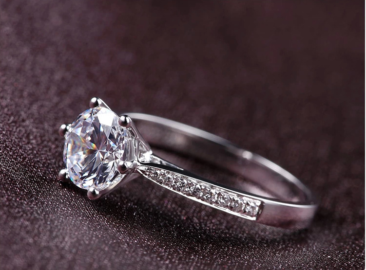 Sterling bạc 925 micro-set kim cương nữ cầu hôn đính hôn trái tim nhẫn và tám mũi tên một carat kim cương mô phỏng - Nhẫn nhẫn lông voi nam