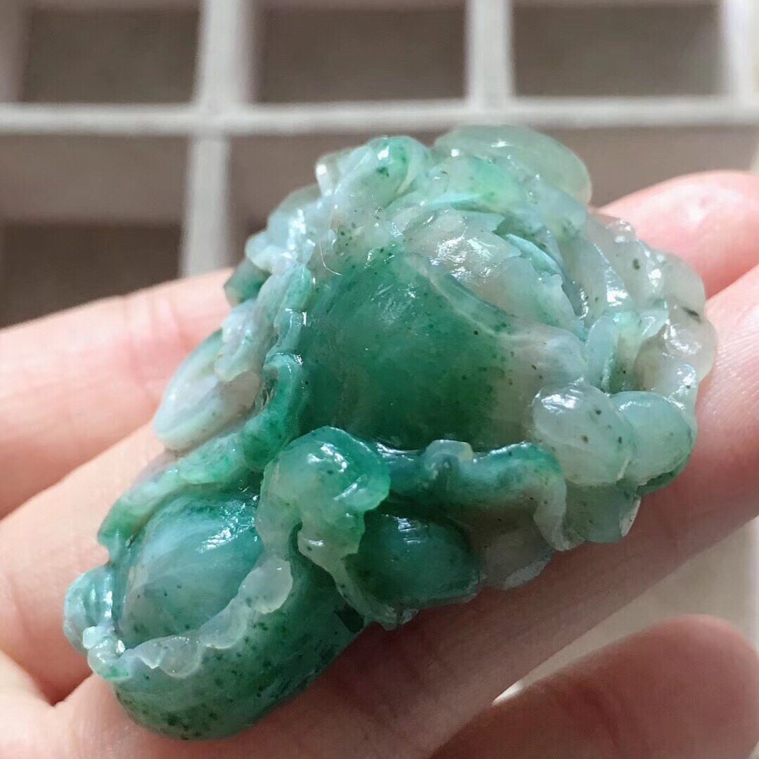 Nanyang Yuyang Natural Jade Old Pit Material Cabbage Peony Flower Handheld Handle Handling Women Bracelet String