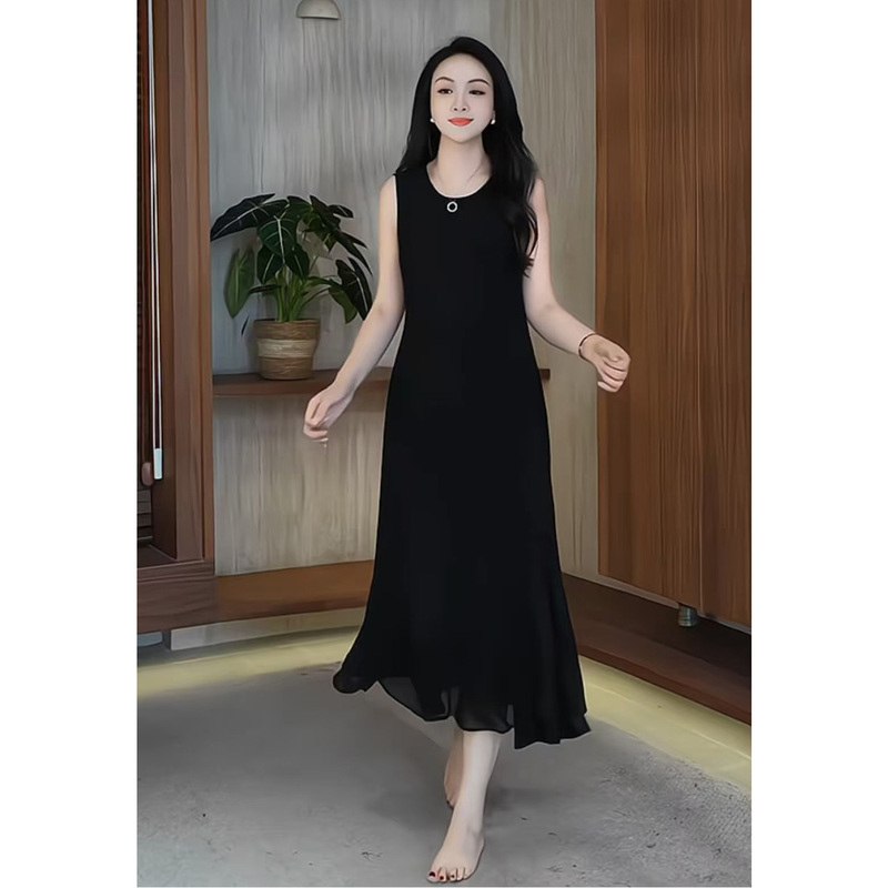 Plus-Size Women's Versatile Sleeveless Dress, Elegant and Slimming Fishtail Little Black Dress for Chubby Women, Simple Long Dress for Spring and Summer