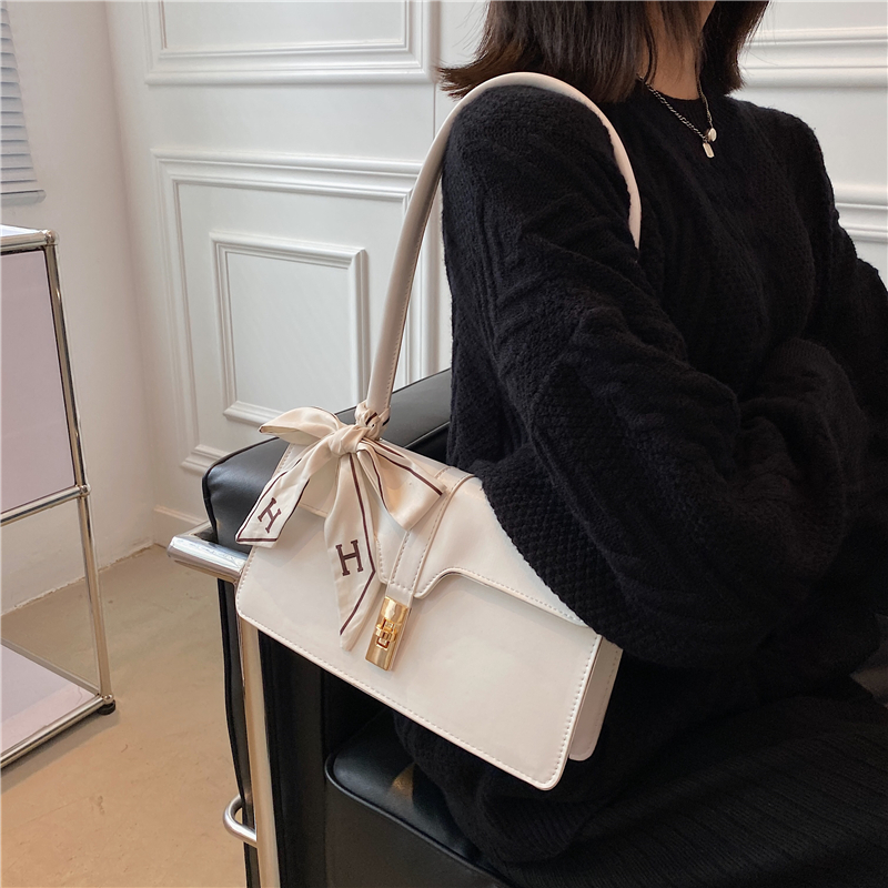 Temperament Department ~ Korean Wind Paired With 2022 Yanfeng New Packs Package Ms Genuine Leather Minimalist Color Ensemble Single Shoulder Bag
