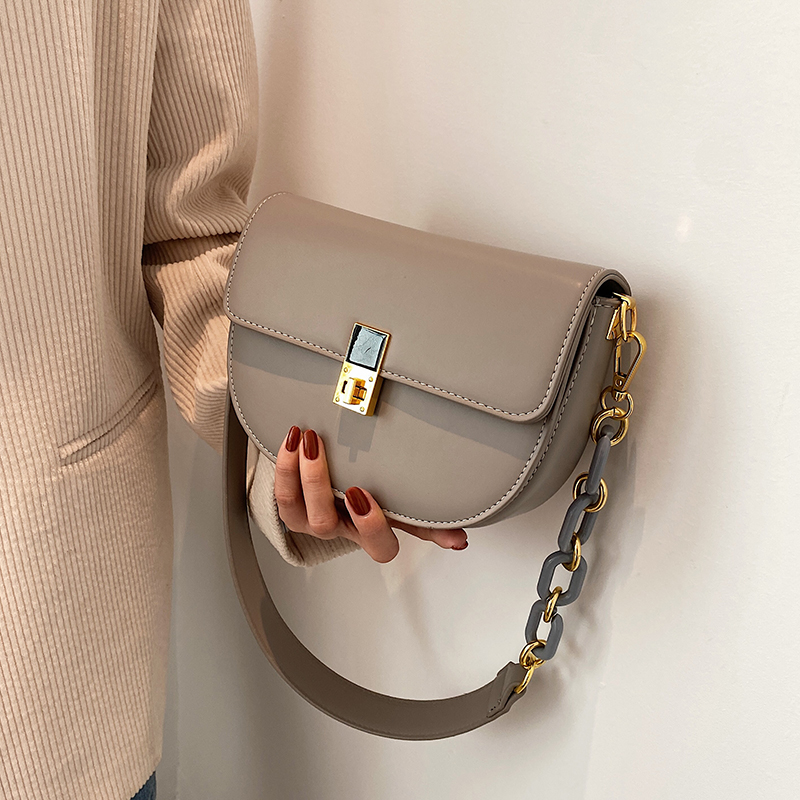 Gentle Han Wind ~ Hidden High and Temperament Lady Genuine Leather Bag 2022 New Ins Chain Design