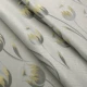 Крюк с серой ткани с