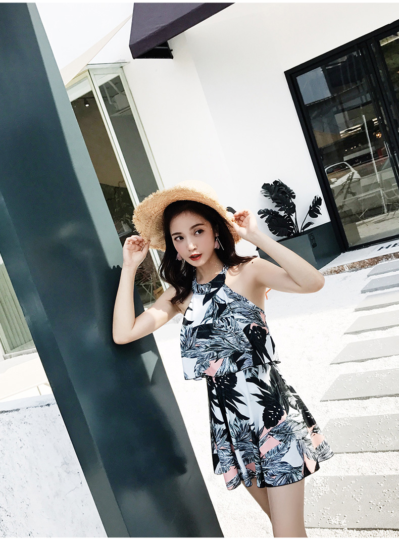 Cặp đôi đồ bơi nữ 2018 mới bảo thủ kiểu Hàn Quốc một mảnh kiểu váy slim tụ tập quần nam đi biển mùa xuân nóng bỏng 	set đồ đi biển đôi	